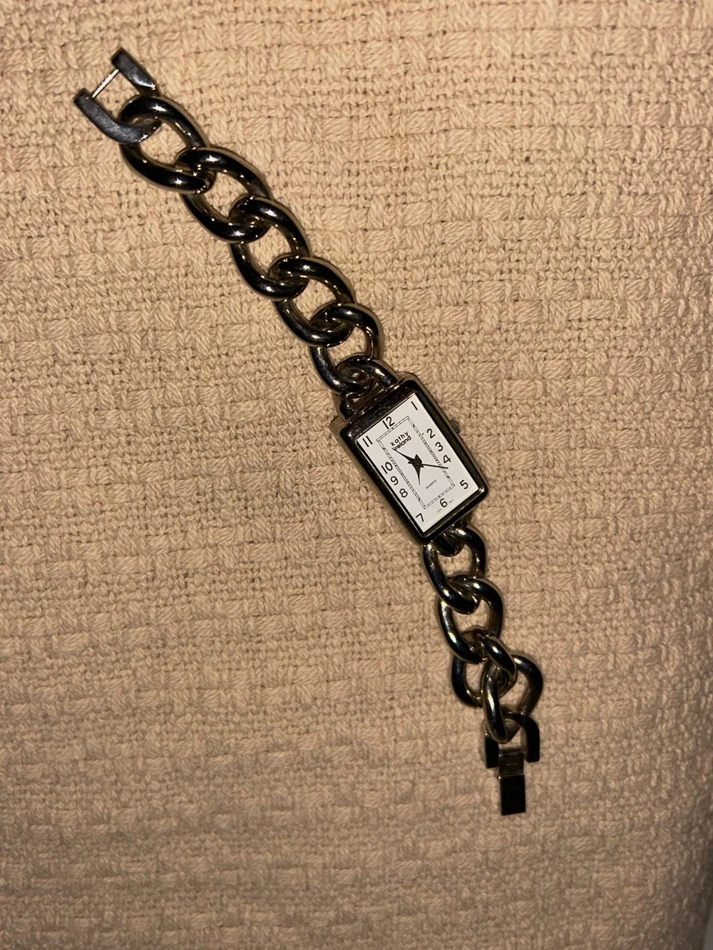 Kathy Ireland Quartz Watch Silver tone Stainless Steel (Chain-Link)